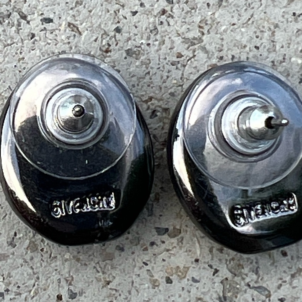 Givenchy Stud earrings - Picture 2 of 9